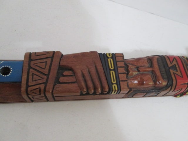 Figural Folk Art Peruvian Andean Hand Carved and Painted Tarka Flute - 3