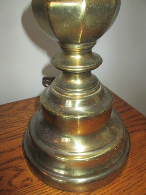 Pair of Traditional Style Antique Brass Finish Table Lamps - 2
