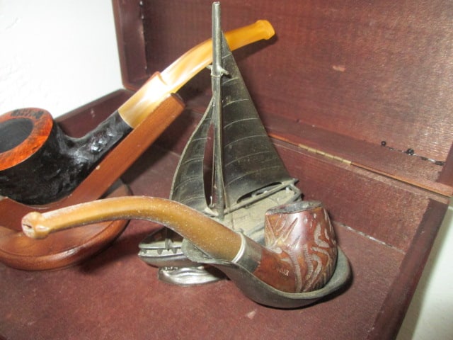 Wood Cigar Box, Meerschaum Missouri Corn Cob, Briar Pipe, Italian Pipe, Wood Pipe Stand - 4