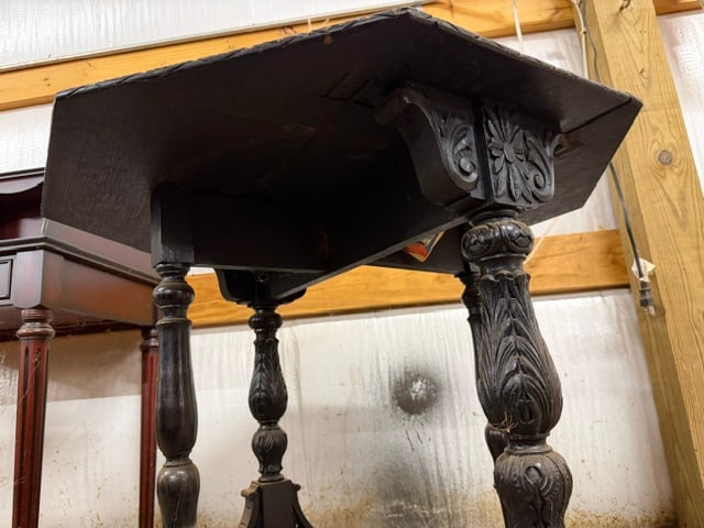 Antique Gothic Revival Carved Gate Leg Accent Table - 5