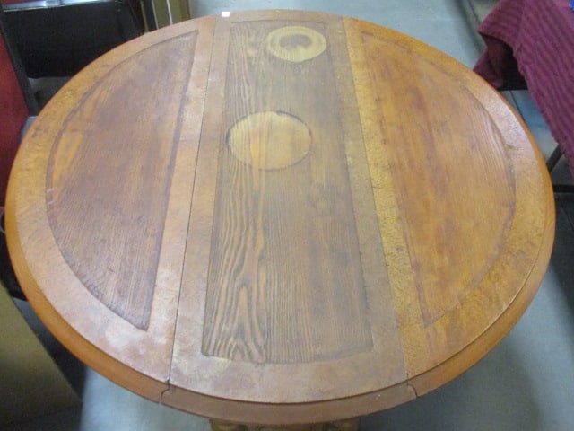 Drop Leaf Table w/Turned legs & Honey Brown Finish - 5