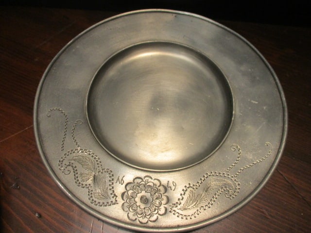 Children's Scenes Collectable Pewter Plates (4) & - 10