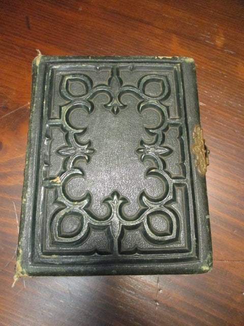 Victorian Era Leather Bound Antique Photo Album w/photos: .