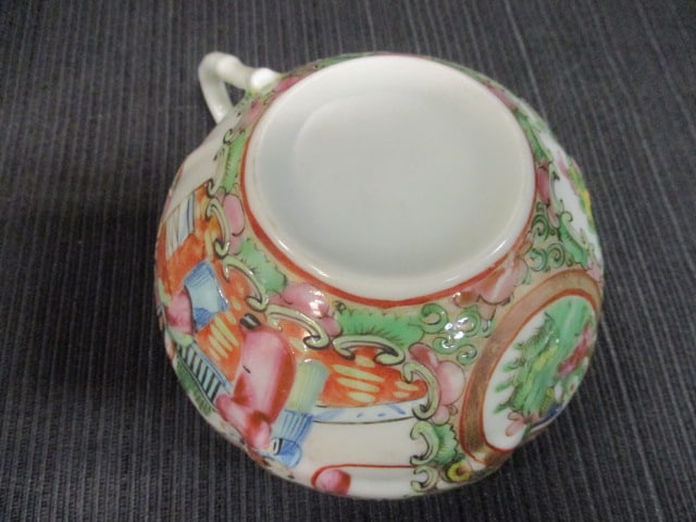 Chinese Rose Medalian Porcelain Dinnerware (12 PC) - 4