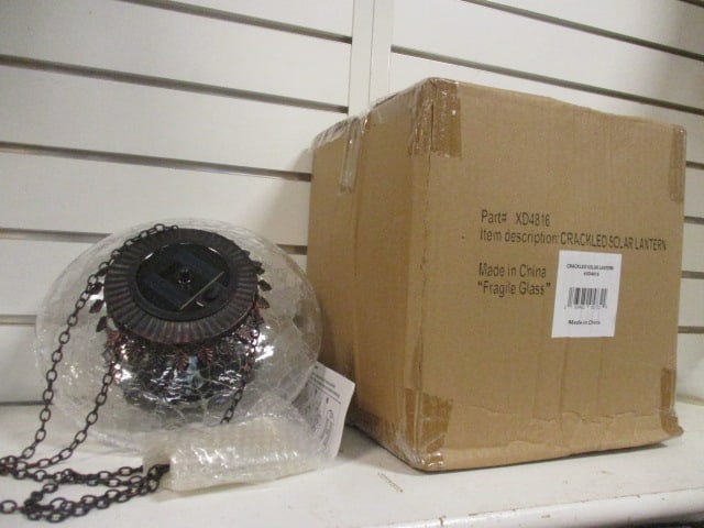 Crackle Glass Solar Lantern (New): 1 in Box