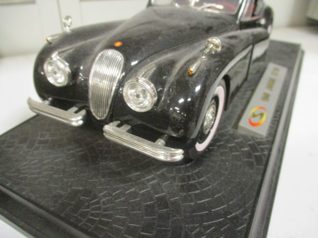1948 Jaguar Die Cast Model Car & Jaguar Hat - 4