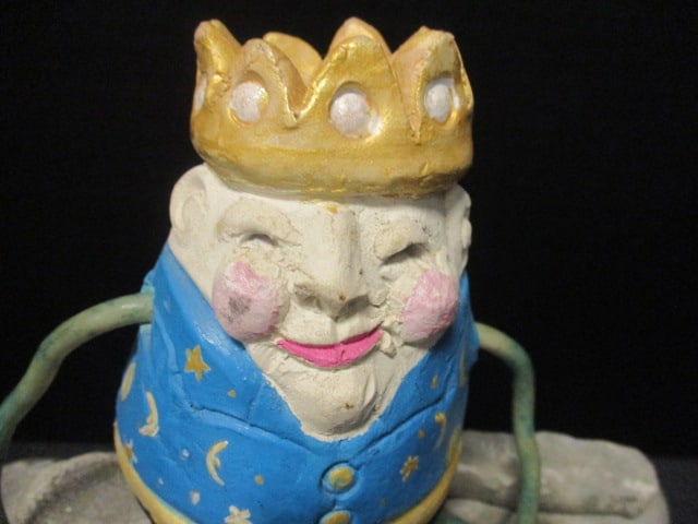 Folk Art Eggbert H. Dumpty Figurine - 2