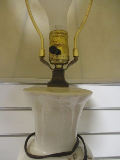 Chinoiserie Style Porcelain Lamp w/Raised Textured Motif - 4