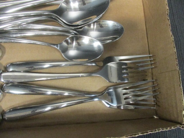 Oneida (17 PC) Flatware & 23 PC Unmarked Flatware - 4