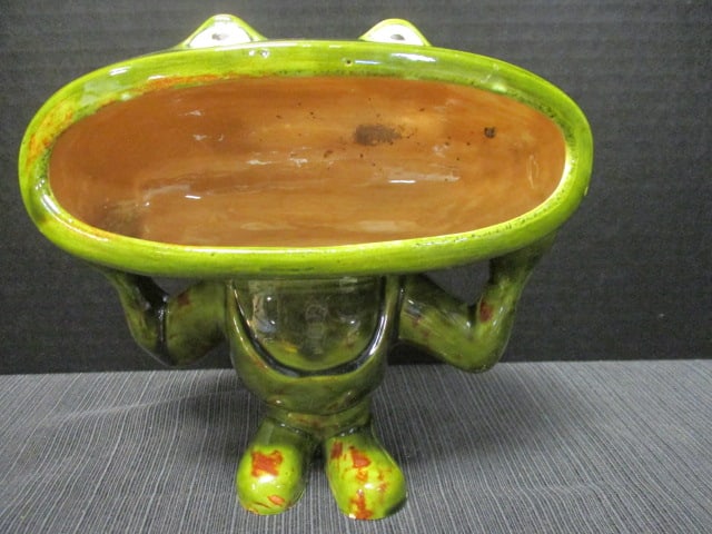 Glossy Green Ceramic Wide Mouth Frog & Frog Razor Blade Bank - 5