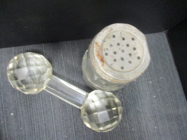 Vtg. Recipe Boxes, Vtg. Shakers, Crystal Knife Rest - 11