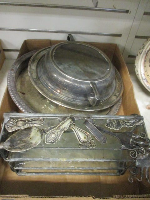 Silverplate Platter, Serving Dish, Metal Flatware Holder (1 of 11)