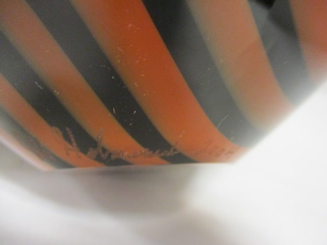 Vortex Series Design Art Glass Vase - 4