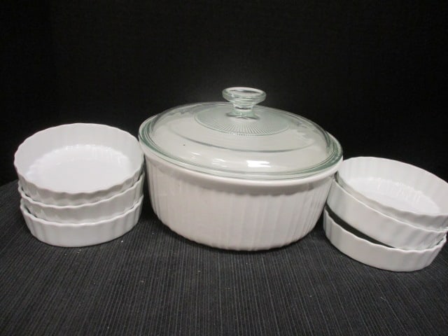 Corningware French White Casserole w/lid & 6 Brulee Bowls: .