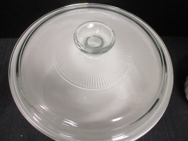 Corningware French White Casserole w/lid & 6 Brulee Bowls - 7