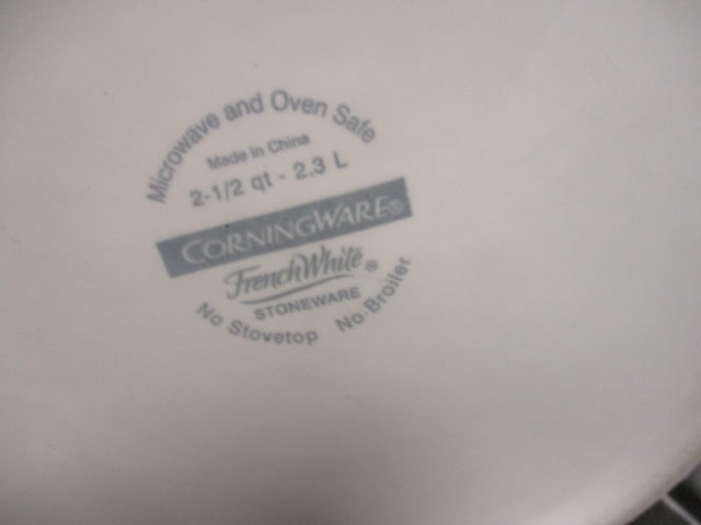 Corningware French White Casserole w/lid & 6 Brulee Bowls - 9