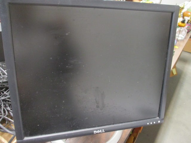 Dell Model 1901FP Computer System w/speakers,mouse,keyboard - 2