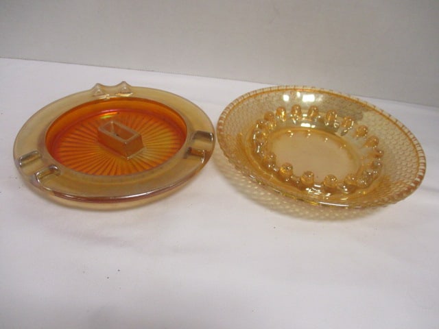 Hazel Atlas Marigold Carnival Glass Ashtray w/matchbook holder & (1 of 7)