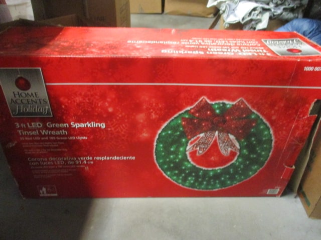 Led Green Sparkling 3 Ft. Tinsel Wreath: .
