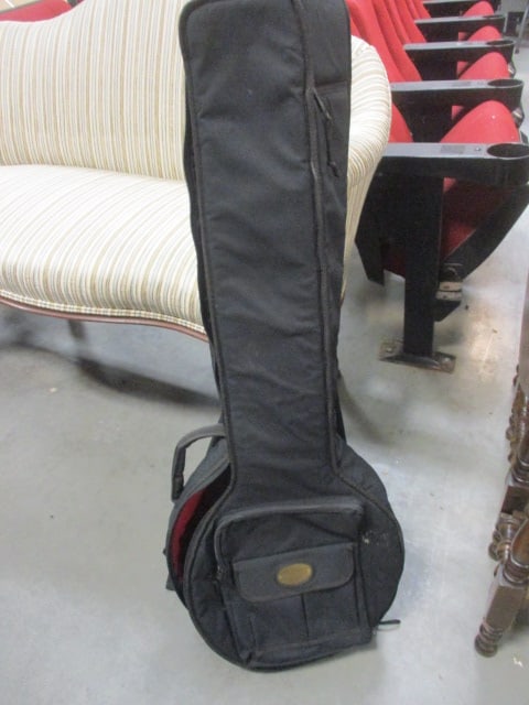 Superior Instrument Soft Banjo Case: .