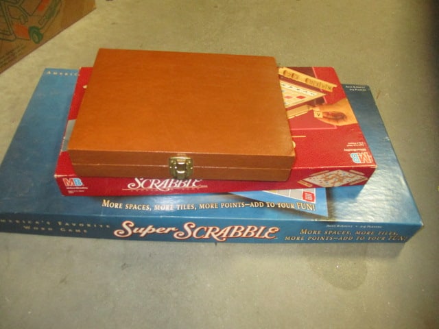 Games-Scrabble, Super Scrabble, & Backgammon: .