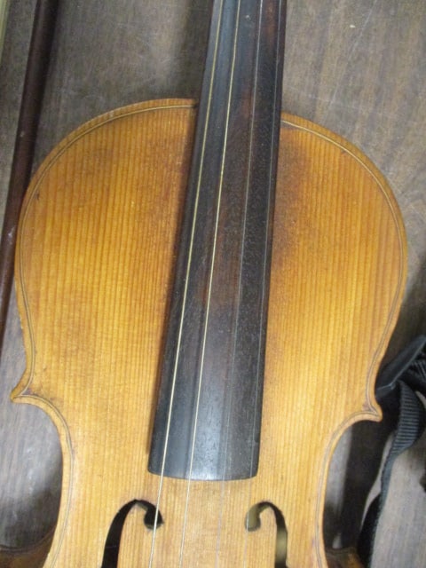Violin w/Matching Bow - 3