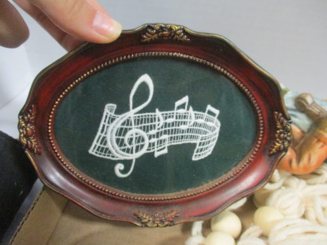 Wall Art Grouping, Figurine, Wallet Flip Case, etc. - 9