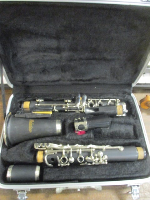 Palatino Student Clarinet in Hard Carrying Case: .