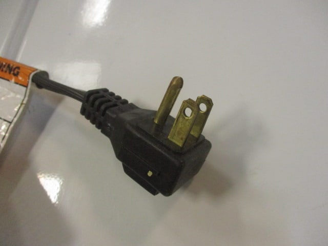 Whirlpool Top Load, center Aggitator Washer - 4