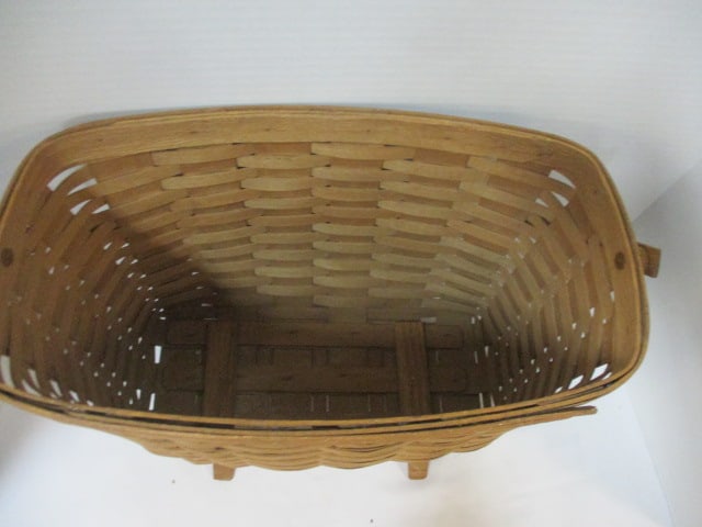 Longaberger Magazine Basket w/Handle (1986) - 2