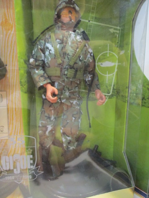 Hasbro 1999 GI Joe (2 Doll) Set in Package 35th anniversary - 7