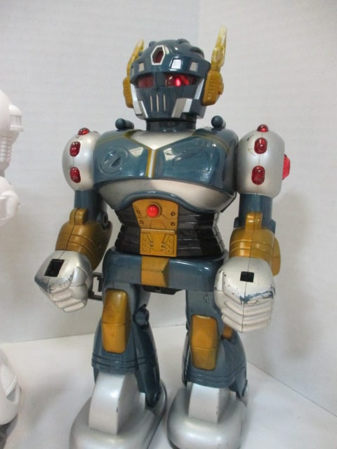 Star Wars, Avengers, Captain America Dolls & 2 robot Figures - 2