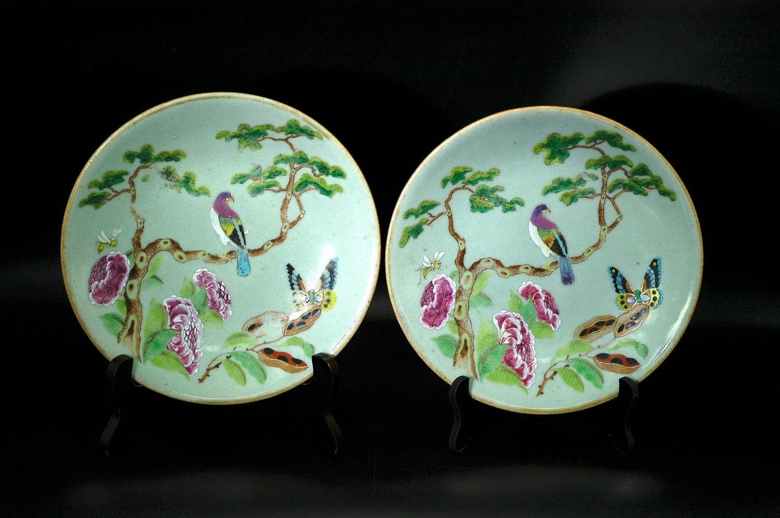 Qing Dynasty Famille Rose Pea-Green Glaze Bird-and-Flower Plate, a Pair: H2.7 cm x W19.3 cm - Bean Green Ground Famille Rose Bird and Flower Plate (Pair, 'Daqing Jiaqing Nianzhi' Mark). Core material: White porcelain body, bean green ground famille rose. Dating: Qing Jiaqi