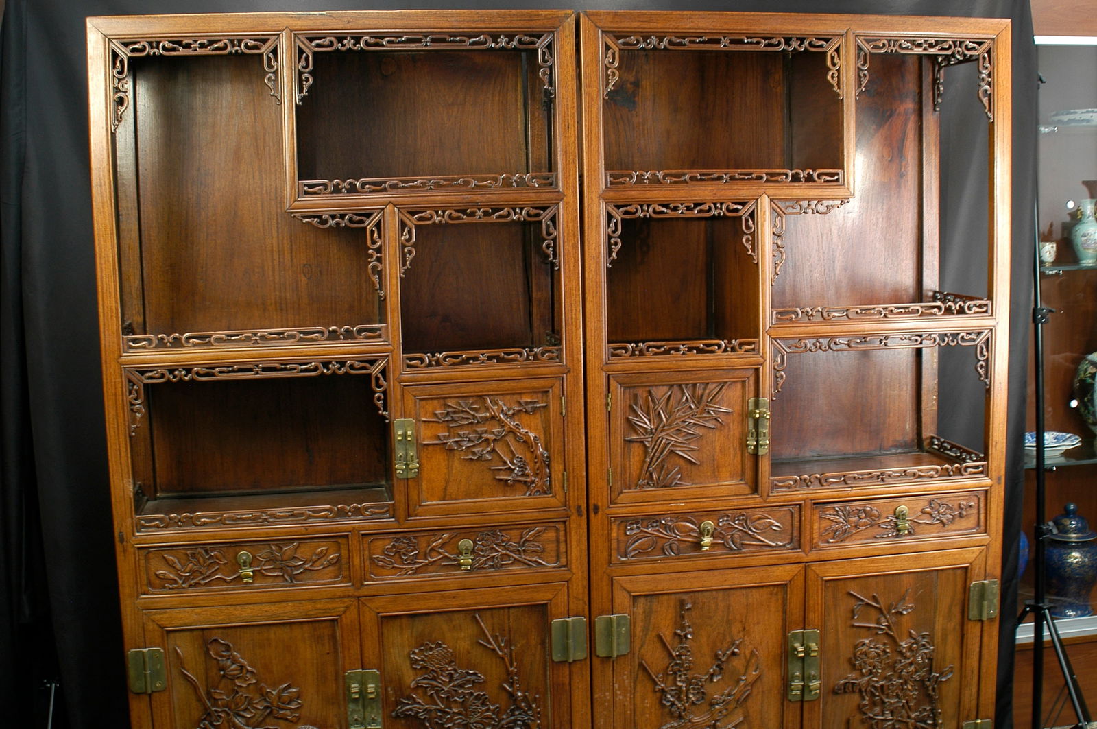 Republic to Early PRC Period Suzhou-Style Huali Wood Pair of Duobao Cabinet (Curio Cabinet): H181.5cm W88.5cm Republic to early PRC period Suzhou-style huali wood pair of display cabinets (duobaoge/curio shelves), major hall display and storage furniture. Core Features and Dating: Form and St