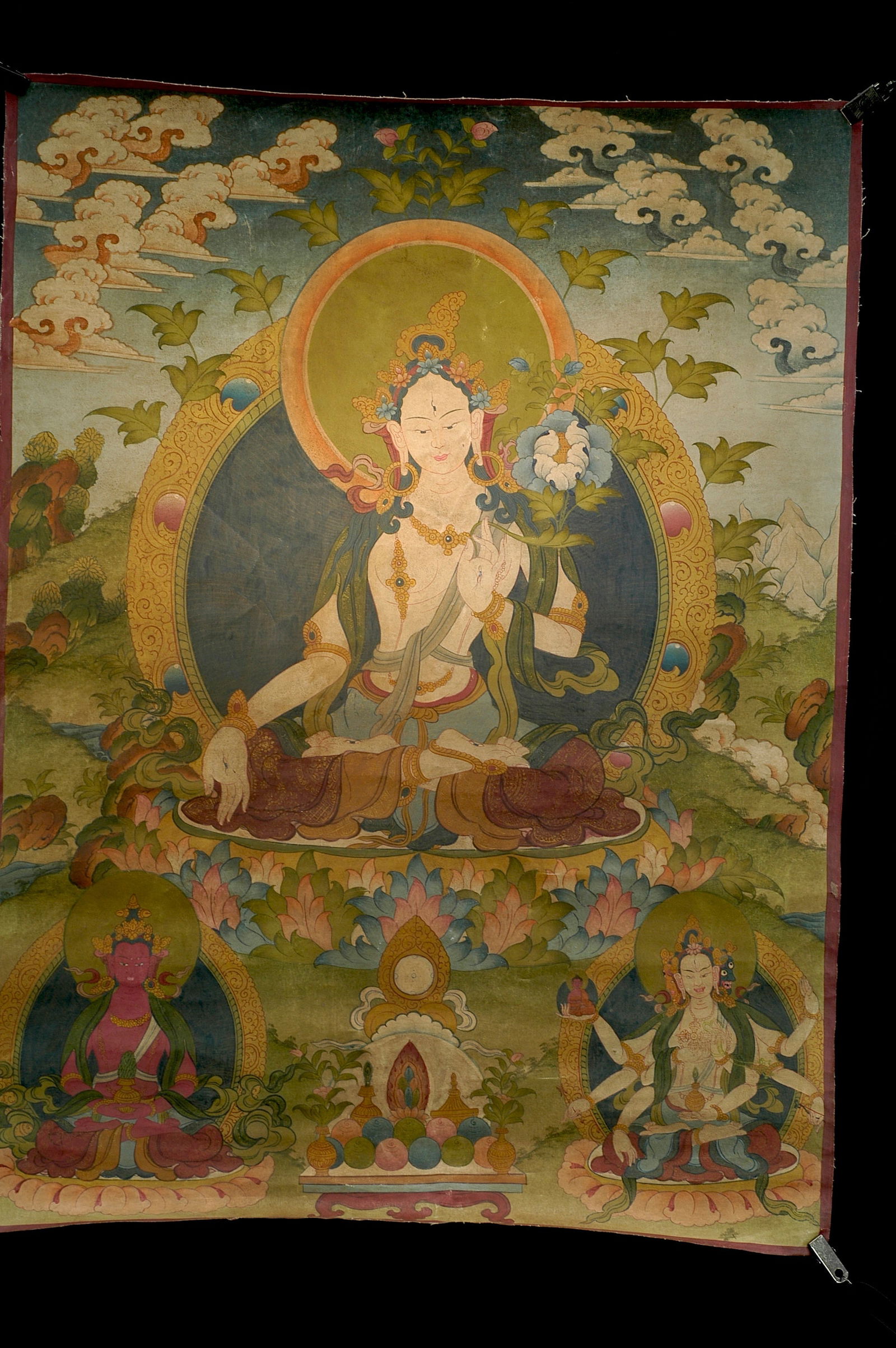Republic Period or Later Thangka (Buddhist Figure Colored Painting): H:64.5cm W:47cm. Qing Dynasty White Tara Longevity Three Deities Thangka. Subject: Tibetan Buddhism Longevity Three Deities Thangka (Main deity White Tara, flanked by Amitayus and Ushnishavijaya). Per