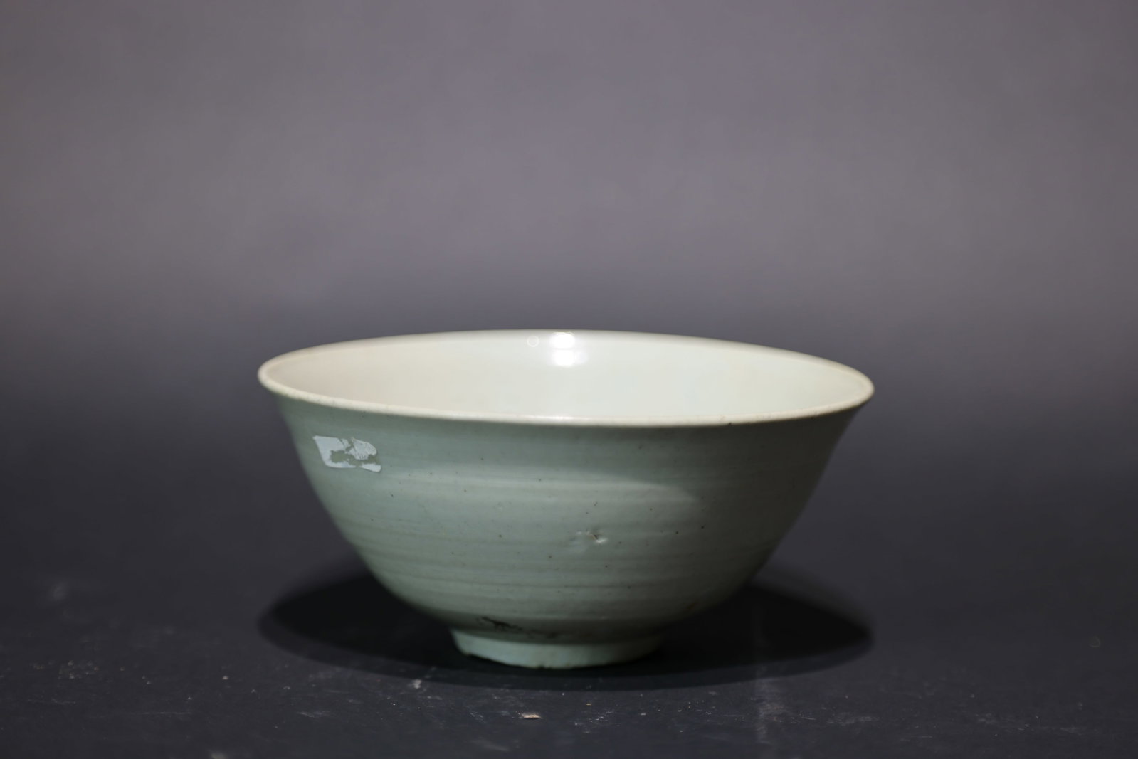 An Egg-White Glazed Shallow Bowl, Yuan Dynasty (1 of 6)