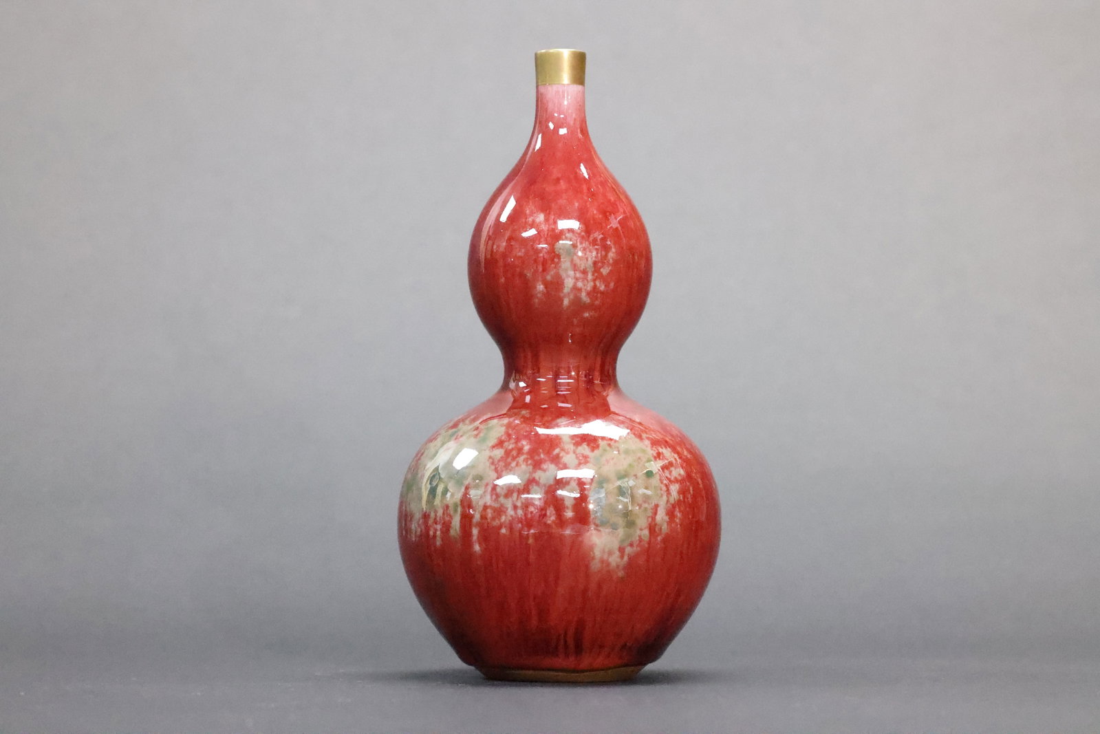 A 'Langyao'-Style 'Peachbloom'-Glazed Double-Gourd Vase, Late Qing Dynasty, In the Style of Kangxi (1 of 6)