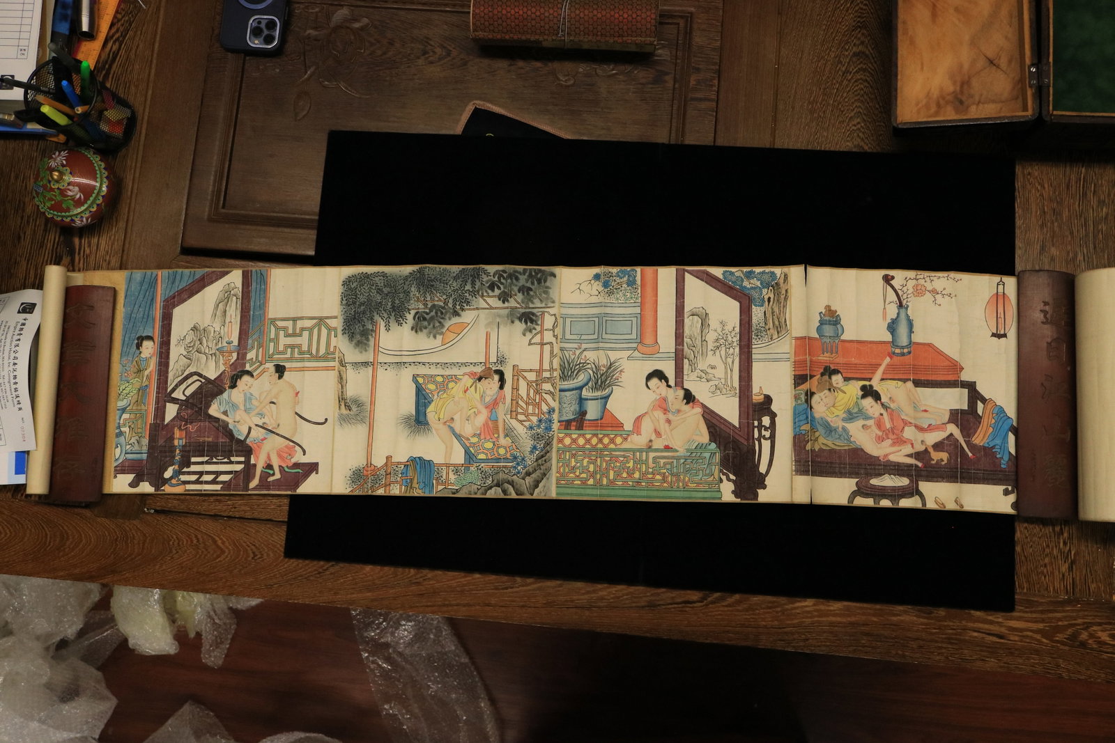 Late Qing Erotic Handscroll - 3