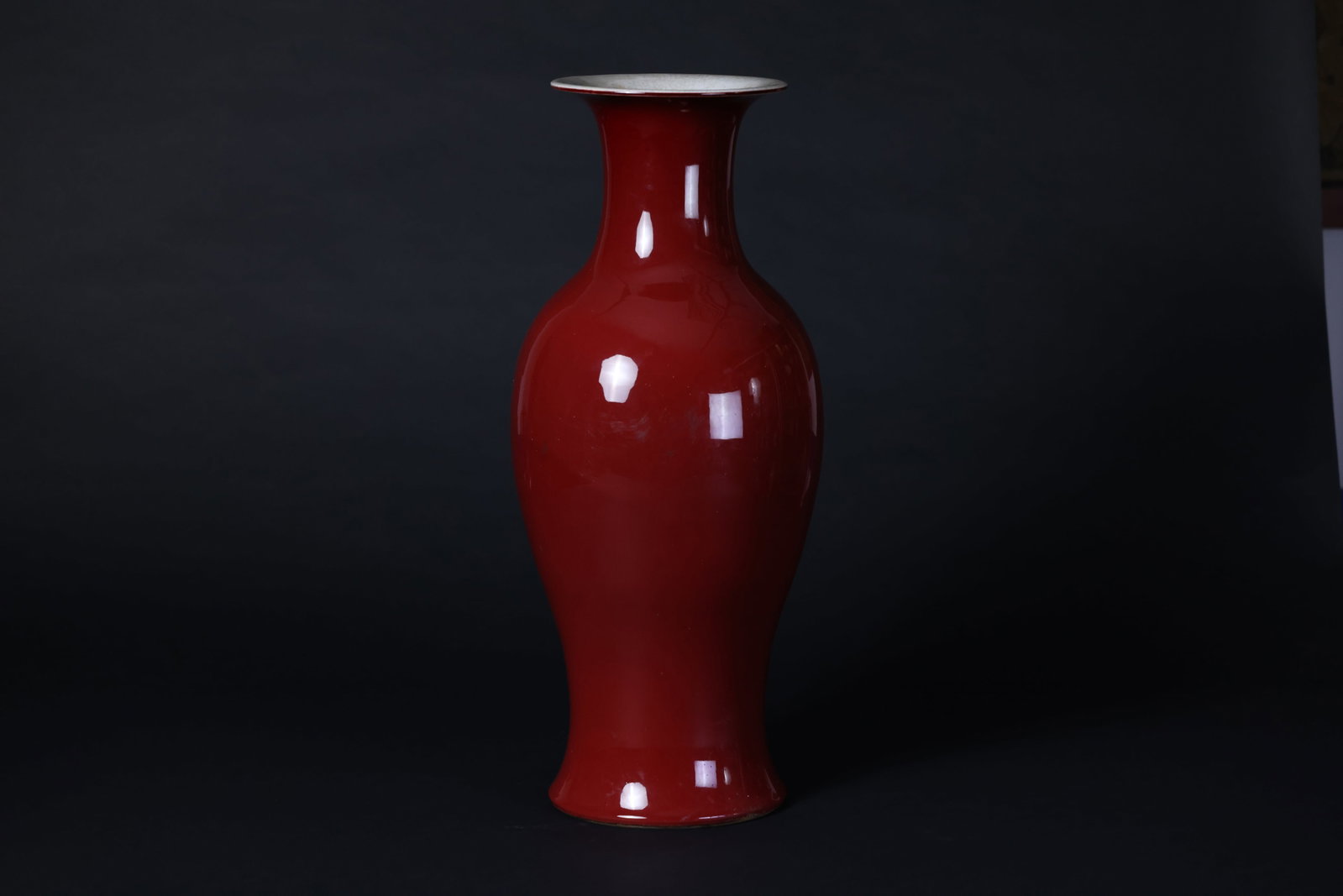 Republic Period Jihong-Glazed Guanyin Bottle: H 58.5cm W 23cm