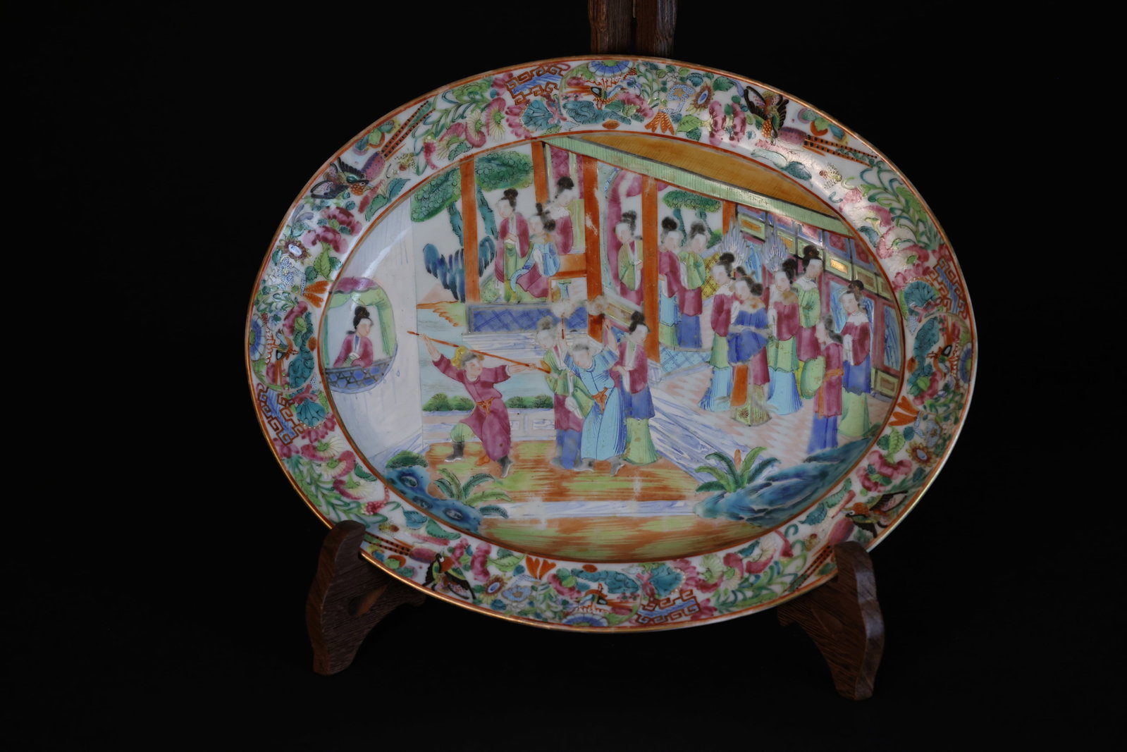Qing Dynasty Guangcai (Canton Enamel) Waisted Oval Platter with Figural Story Scenes (1 of 5)
