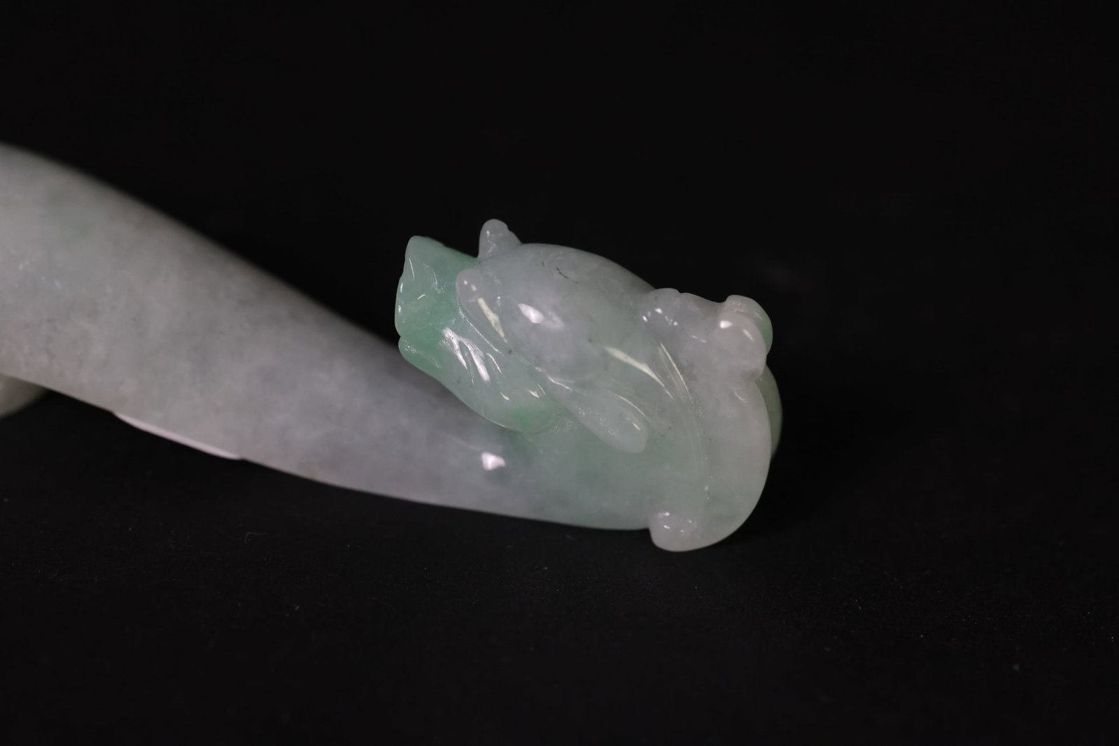 Jadeite Belt Hook - 4