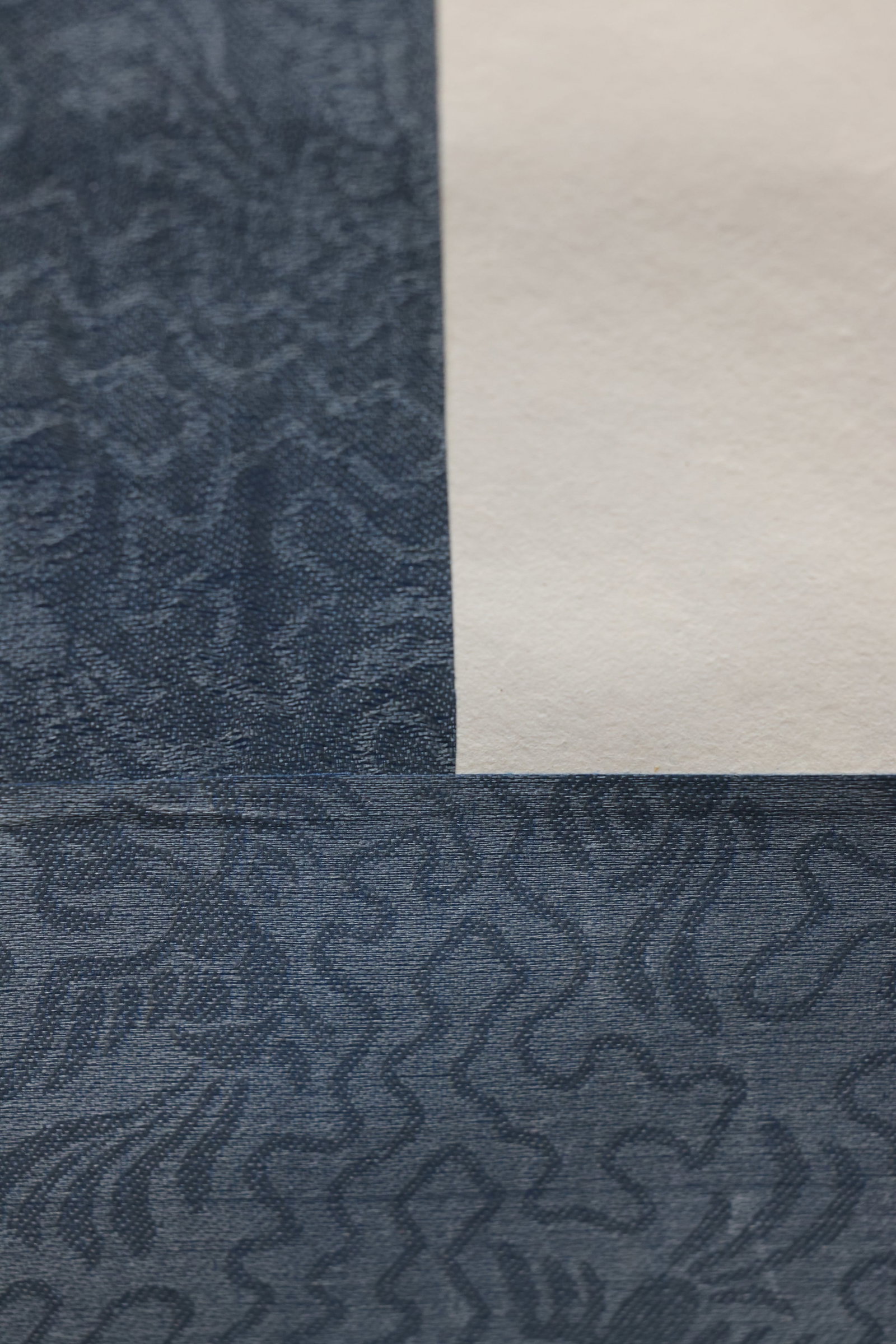 Horizontal calligraphy scroll (running script): "Know and Repay Kindness" (??????) - 7