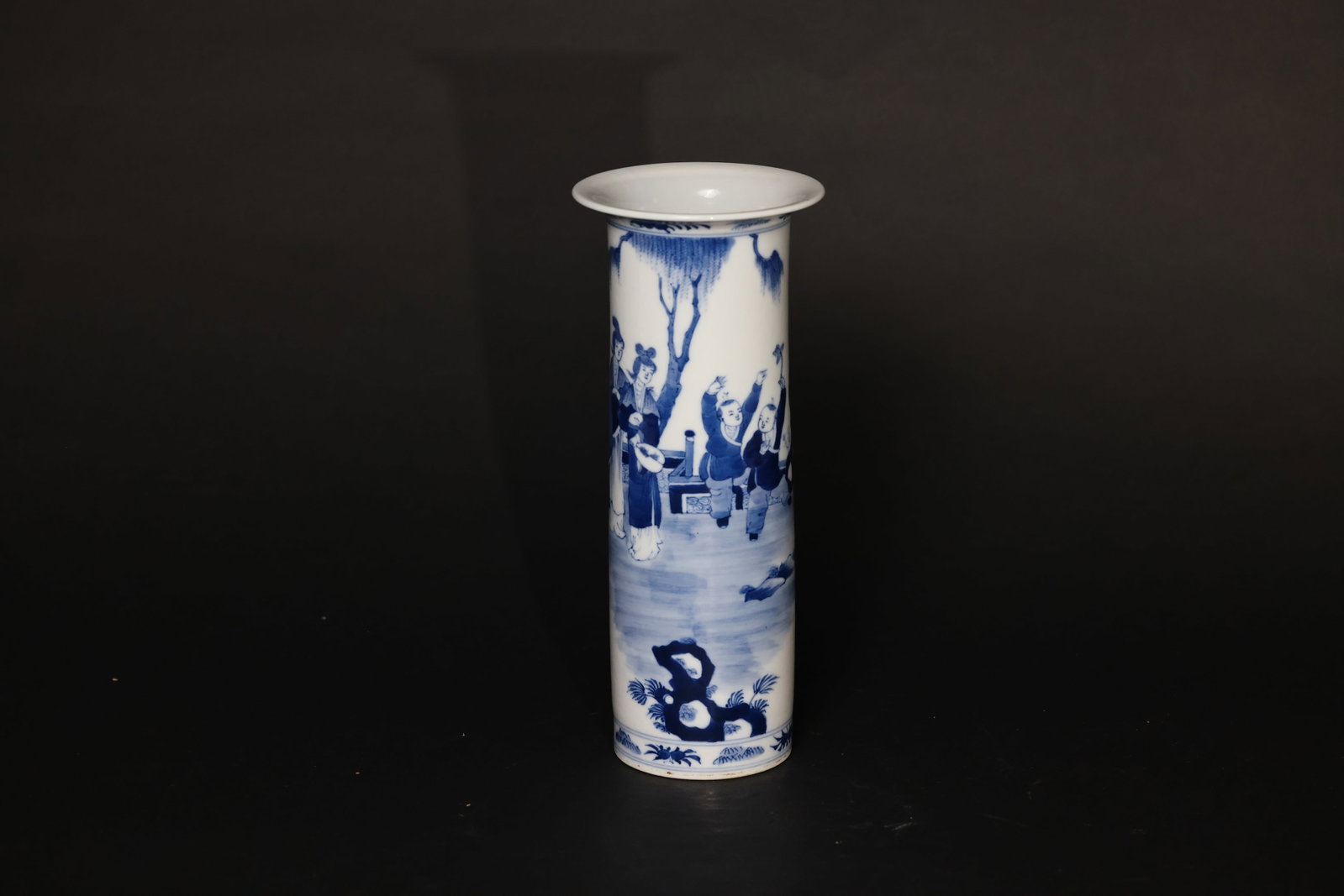 Late Qing Blue-and-White Arrow Quiver Depicting Ladies and Children at Play: In excellent overall condition with minor wear to the rim from use, the foot shows natural age. No cracks or chips. H 27cm W 11.5cm