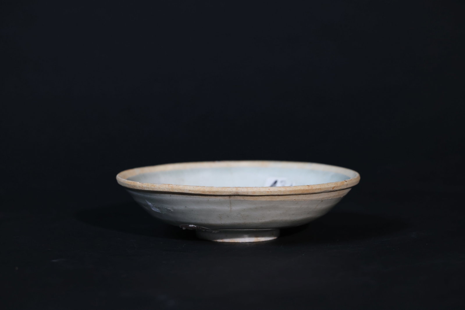 Southern Song–Yuan Yingqing (Shadow?Green) Shallow?Bellied "Mang" Rim Bowl (1 of 11)