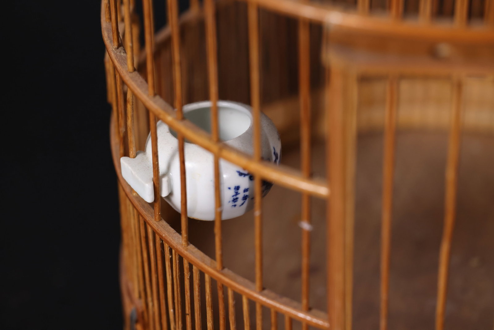Unadorned Bamboo Birdcage - 4