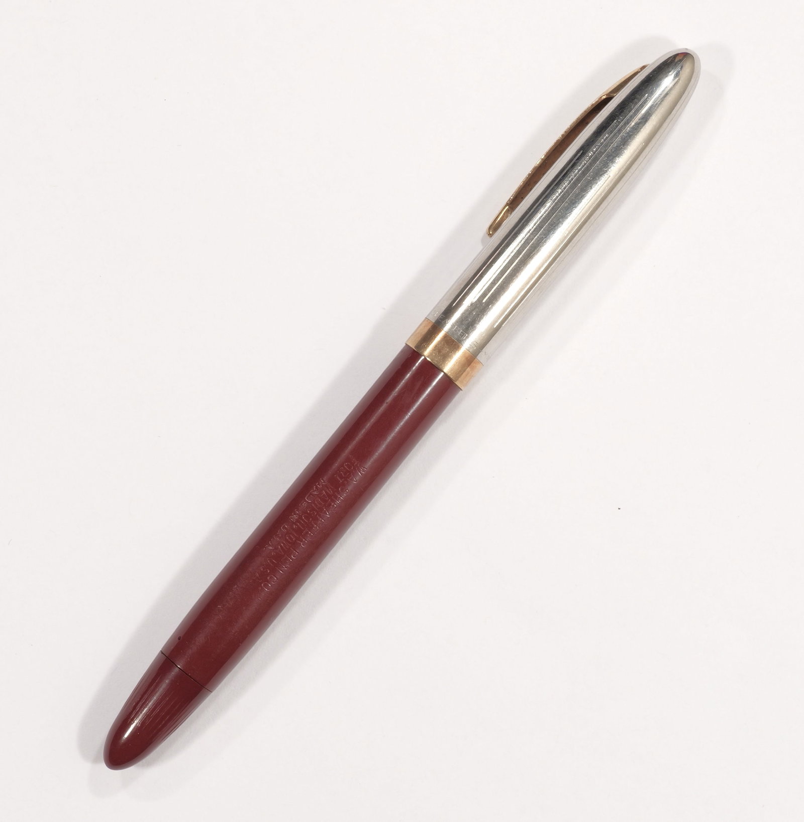 *GOLD* Vintage Sheaffer's Fountain Pen with 14-KT Gold Nib: In excellent condition