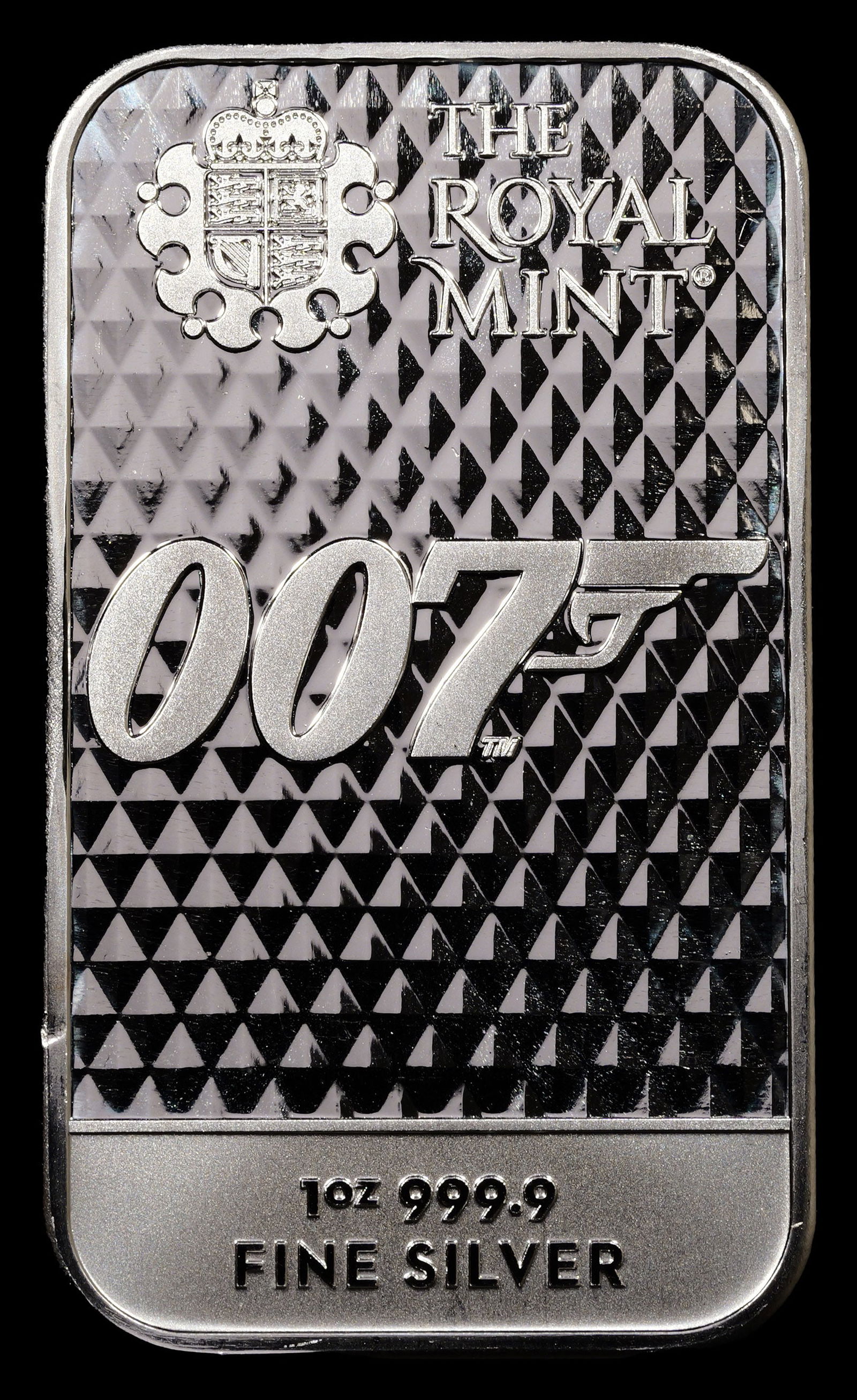 *HIGHLIGHT* 1oz James Bond 007 - Diamonds are Forever Silver Bar - By The Royal Mint (1 of 2)