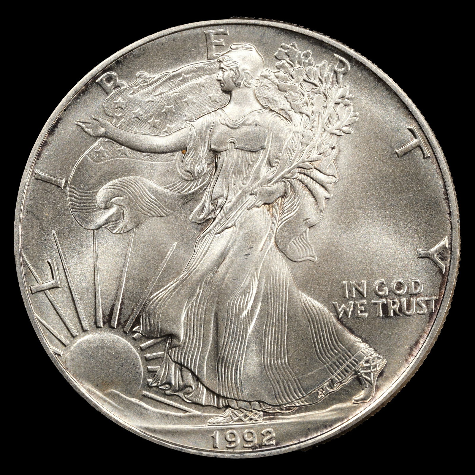 1992 American Silver Eagle - $1 - 1 oz Troy .9999 Fine Silver Bullion Coin: American Silver Eagle