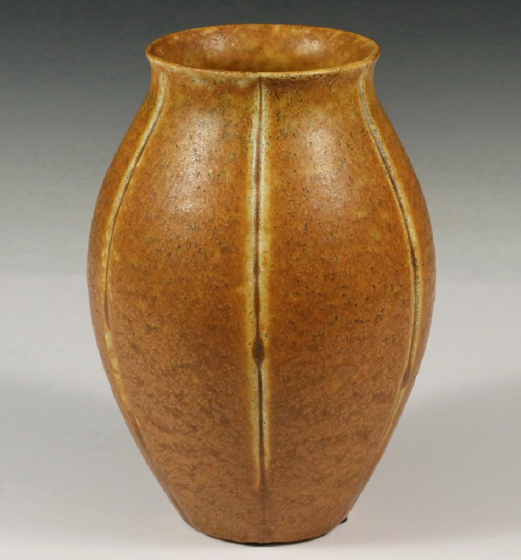 GRUEBY ART POTTERY VASE (1 of 2)