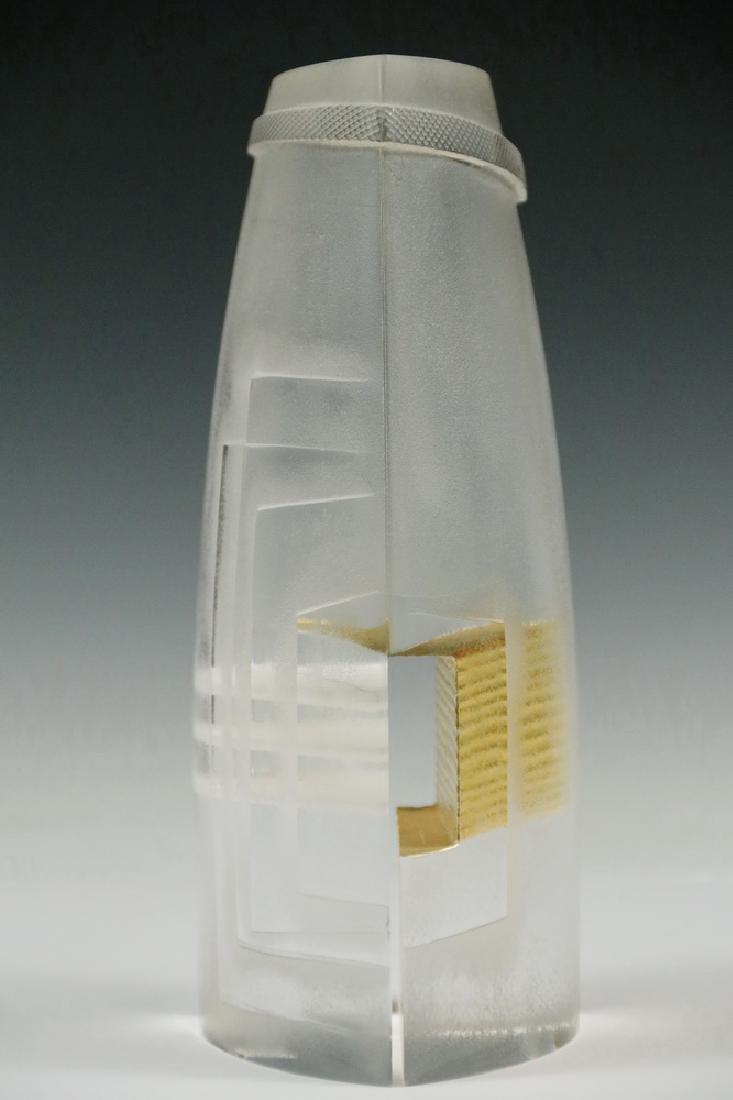 GLASS SCULPTURE (1 of 4)